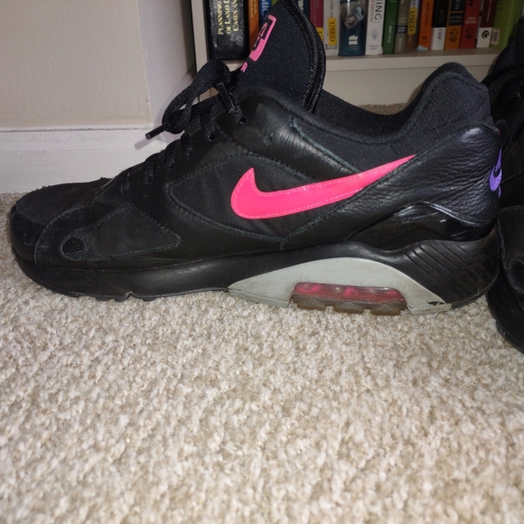 Nike Air Max 180 Blink, Black and Pink - Picture 4 of 4